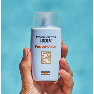 isdin-fusion-water-03